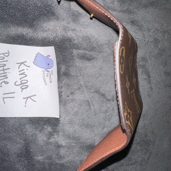 Louis Vuitton 6 ring key holder (with Initials KJK) - Picture 7 of 9